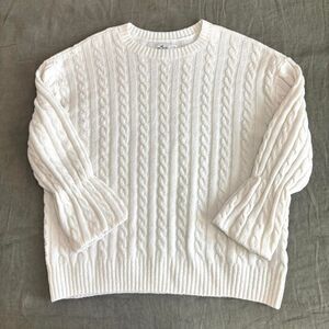 Hollister cream sweater